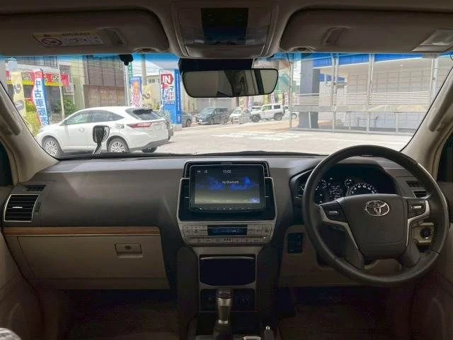 Toyota LANDCRUISER PRADO TX　Lパッケ　70thアニバサリLTD photo 3