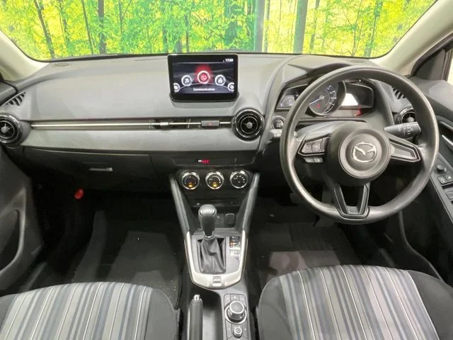 Mazda MAZDA2 15S　スマートエディション photo 2