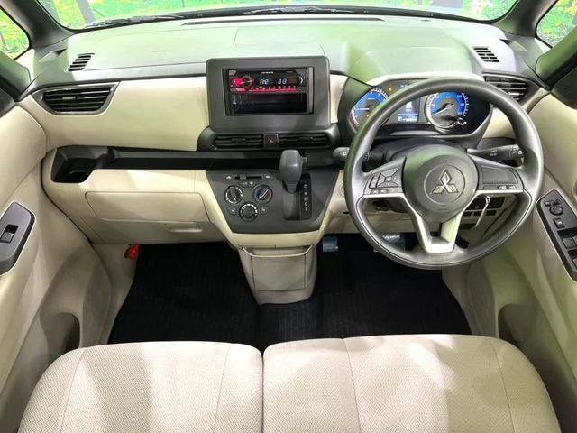Mitsubishi eK SPACE M photo 3