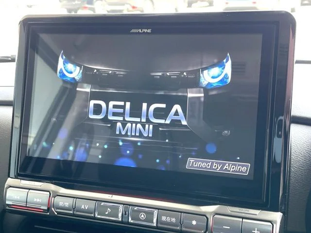 Mitsubishi DELICA MINI T　プレミアム photo 3