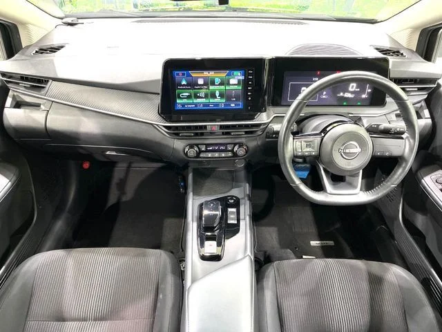 Nissan NOTE 4WD X　FOUR photo 2
