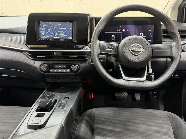 Nissan NOTE S photo 2