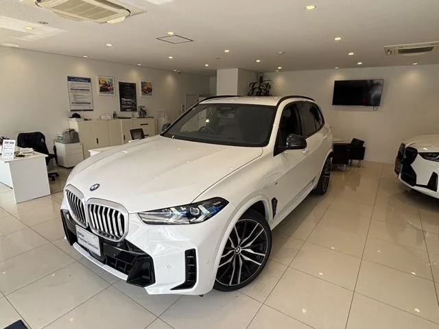 Bmw BMW X5 xDrive40d　Mスポーツ 2025