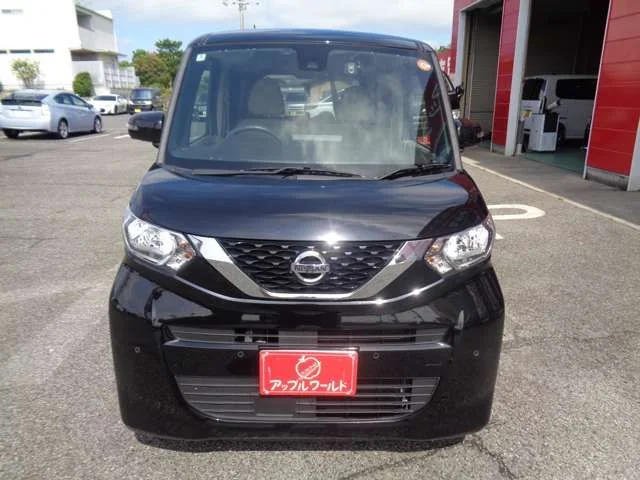 Nissan ROOX X photo 2
