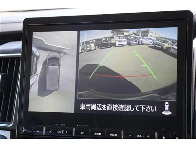 Mitsubishi DELICA D:5 4WD P photo 4