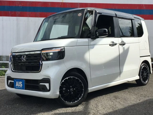 Honda N BOX CUSTOM ターボ　コーディネートスタイル　2トーン photo 2