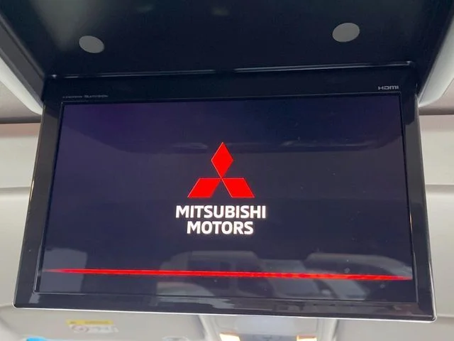 Mitsubishi DELICA D:5 4WD P photo 4