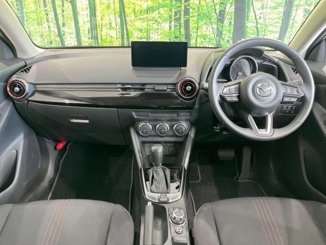 Mazda MAZDA2 15　スポルト photo 2