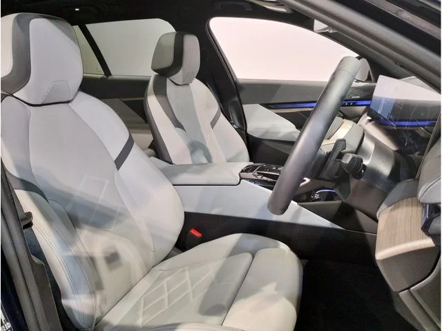 Bmw BMW 5series TOURING 523d　xDrive　Mスポーツ photo 2