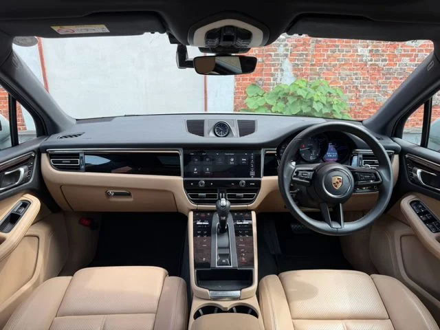Porsche PORSCHE Macan ベースグレード photo 3