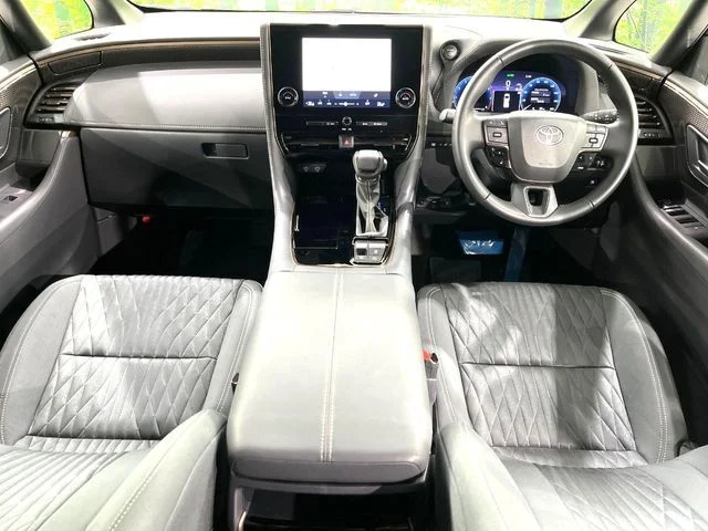 Toyota ALPHARD hybrid 4WD X photo 2