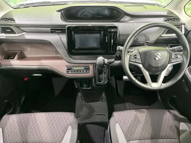 Suzuki SOLIO BANDIT 4WD ハイブリッド　MV photo 2