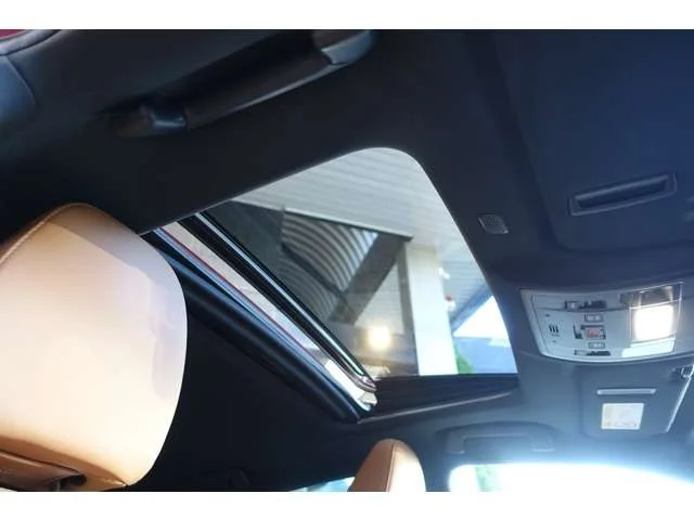 Toyota LEXUS IS300h バージョンL photo 3
