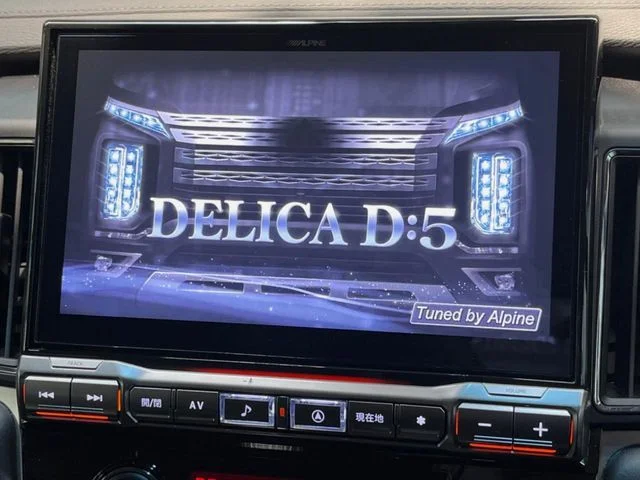 Mitsubishi DELICA D:5 4WD P photo 3