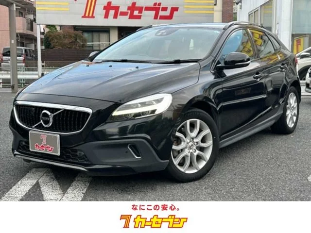 Volvo VOLVO V40 CROSS COUNTRY D4　サマム 2019