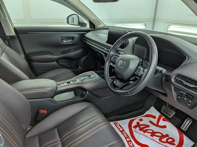 Honda ZR-V e:HEV Z photo 2