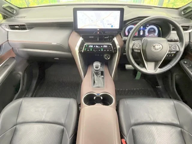Toyota HARRIER 2WD Z　レザーパッケージ photo 2