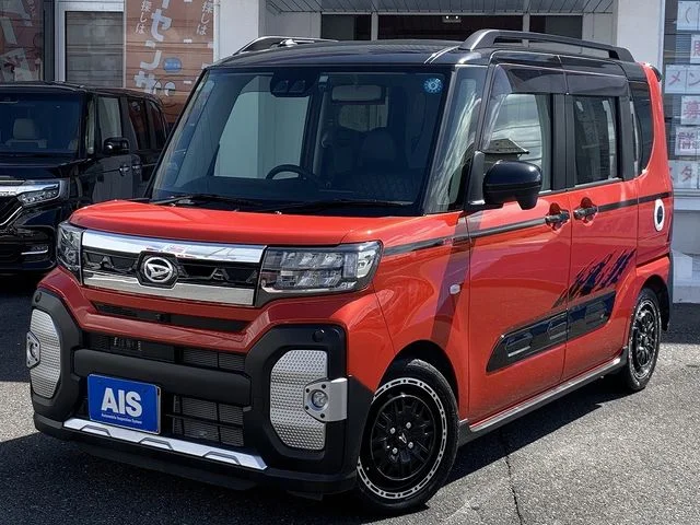 Daihatsu TANTO FAN CROSS 4WD ターボ 2024