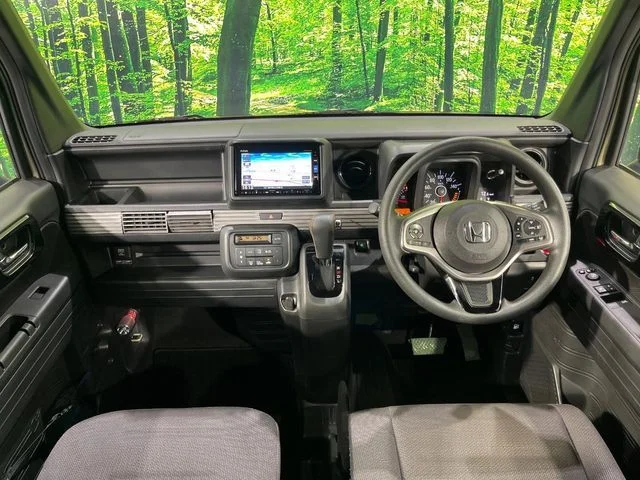 Honda N-VAN 4WD G photo 2
