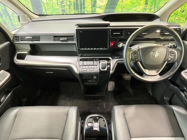 Honda STEPWAGON SPADA HYBRID G・EX　ホンダセンシング photo 2