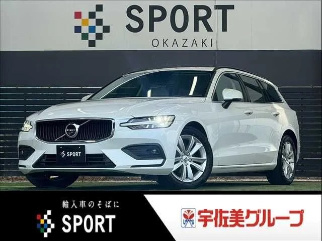 Volvo VOLVO V60 B4　モメンタム 2022
