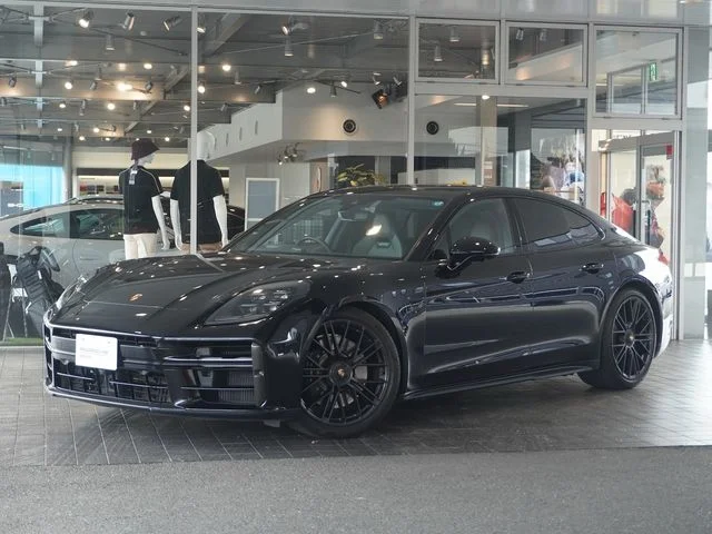 Porsche PORSCHE PANAMERA GTS 2025