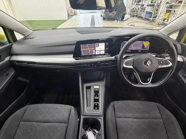 Volkswagen VOLKSWAGEN GOLF eTSI　アクティブ photo 2