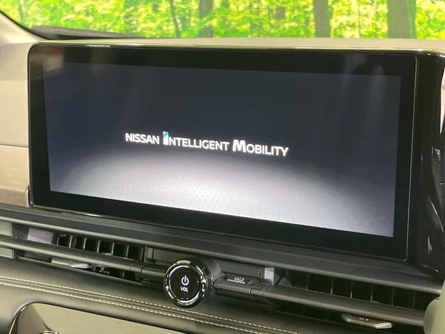 Nissan SERENA WG e−POWER　ハイウェイスター　V photo 3