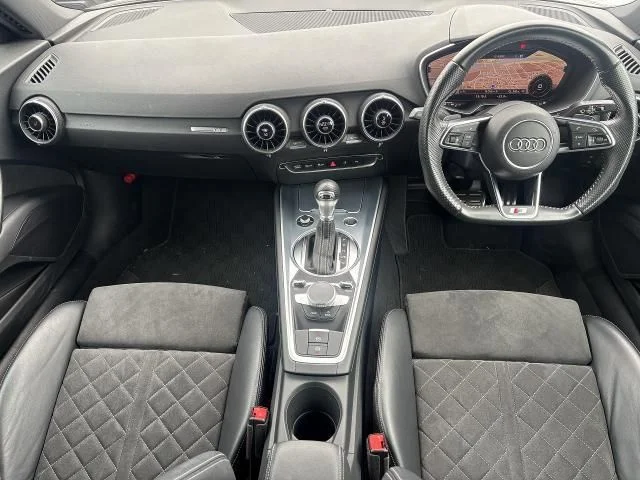 Audi AUDI TT coupe 40　TFSI　Sラインパッケージ photo 2