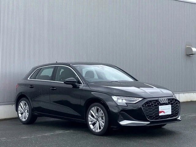 Audi AUDI A3 SPORTBACK 30　TFSI　アドバンスド photo 2