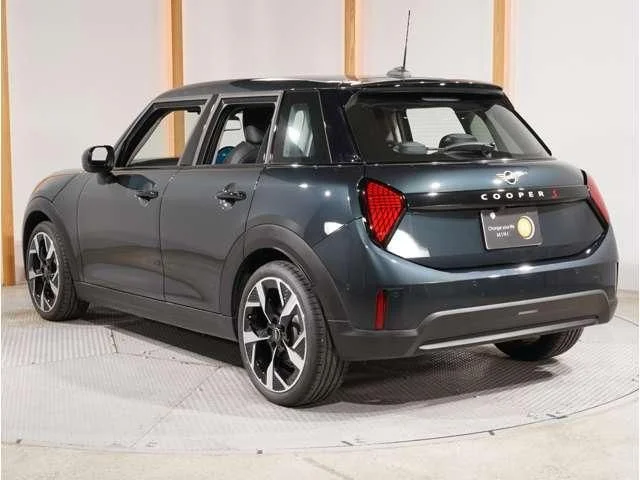 Bmw MINI COOPER 5DOOR S photo 2