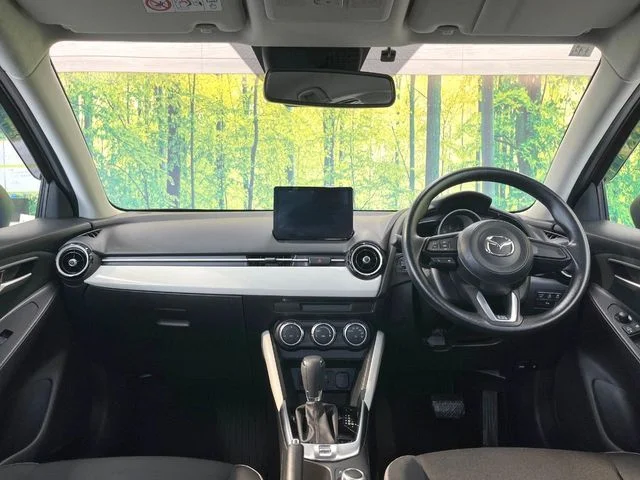 Mazda MAZDA2 15BD photo 2