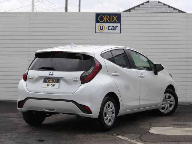 Toyota AQUA X photo 3