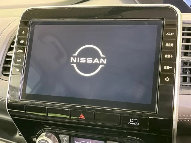 Nissan SERENA S-HYBRID ハイウェイスター　V photo 3