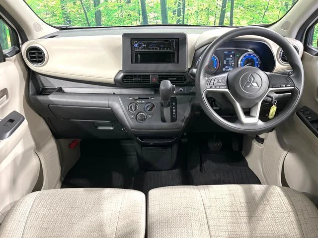 Mitsubishi eK WAGON M photo 2