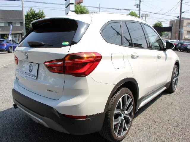 Bmw BMW X1 xDrive18d　xライン photo 3