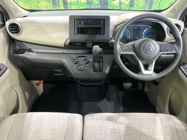Mitsubishi eK WAGON M photo 2