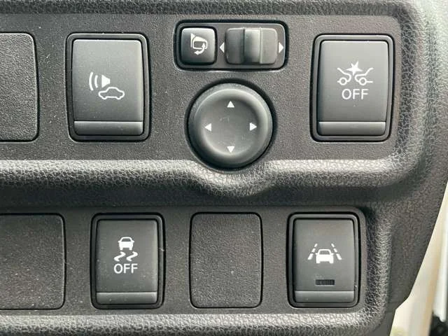 Nissan NOTE e−POWER　メダリスト photo 4
