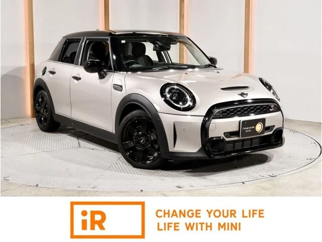 Bmw MINI COOPER SD 5DOOR ベースグレード 2021