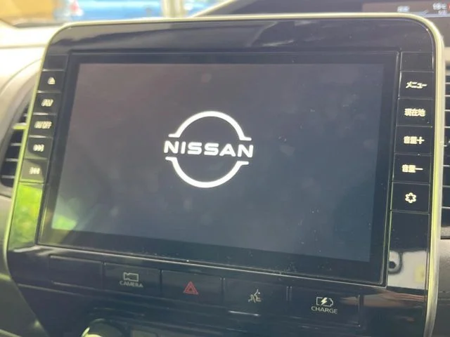 Nissan SERENA WG e−POWER　ハイウェイスター　V photo 3