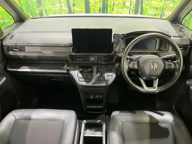Honda STEPWAGON e:HEV SPADA ベースグレード photo 2