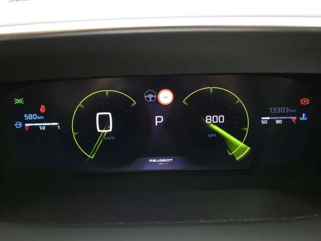 Peugeot PEUGEOT 2008 GT　ブルーHDi photo 4
