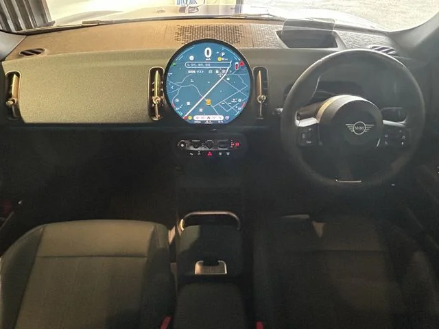 Bmw MINI COUNTRYMAN D photo 4
