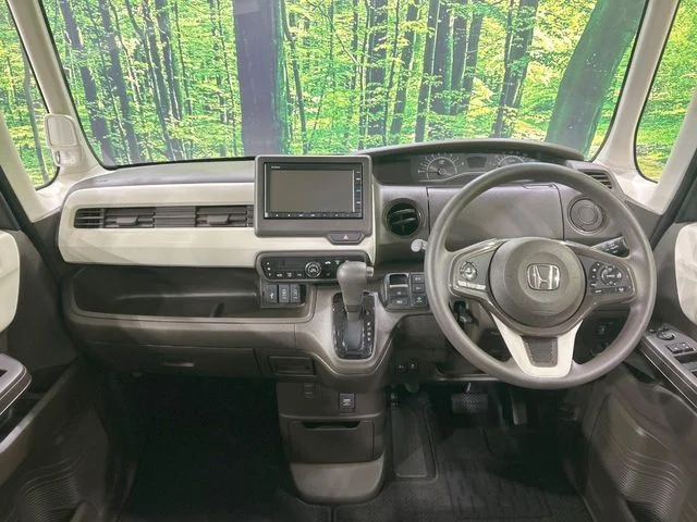 Honda N BOX L photo 2