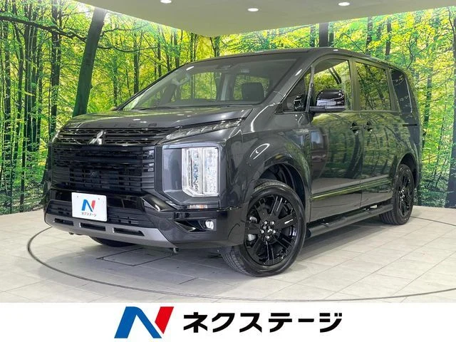 Mitsubishi DELICA D:5 4WD シャモニー 2025