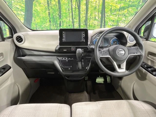 Nissan DAYZ X photo 2