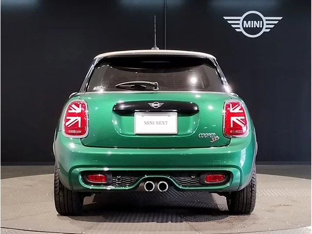Bmw MINI COOPER SD 5DOOR 60イヤーズ　エディション photo 3