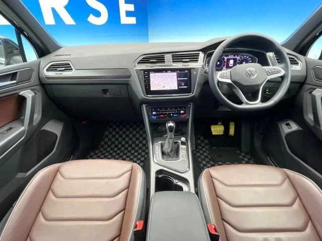 Volkswagen VOLKSWAGEN TIGUAN TSI　ファーストエディション photo 2