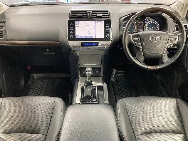 Toyota LANDCRUISER PRADO TX　Lパッケージ photo 2