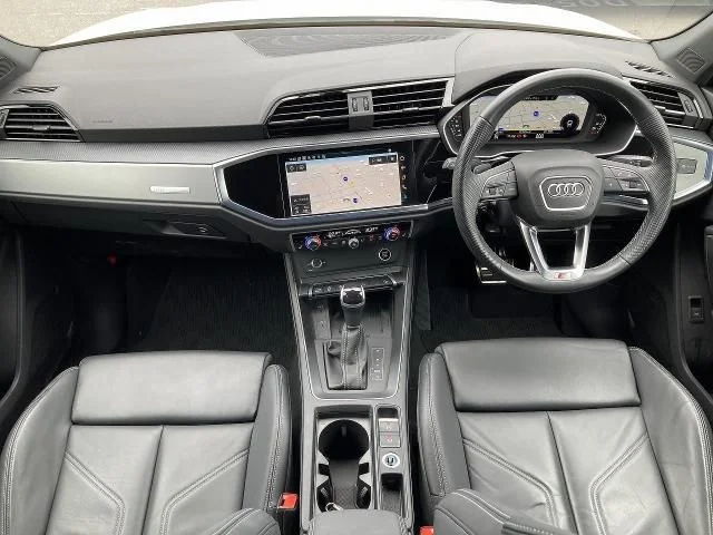 Audi AUDI Q3 SPORTBACK 35　TFSI　Sライン photo 2